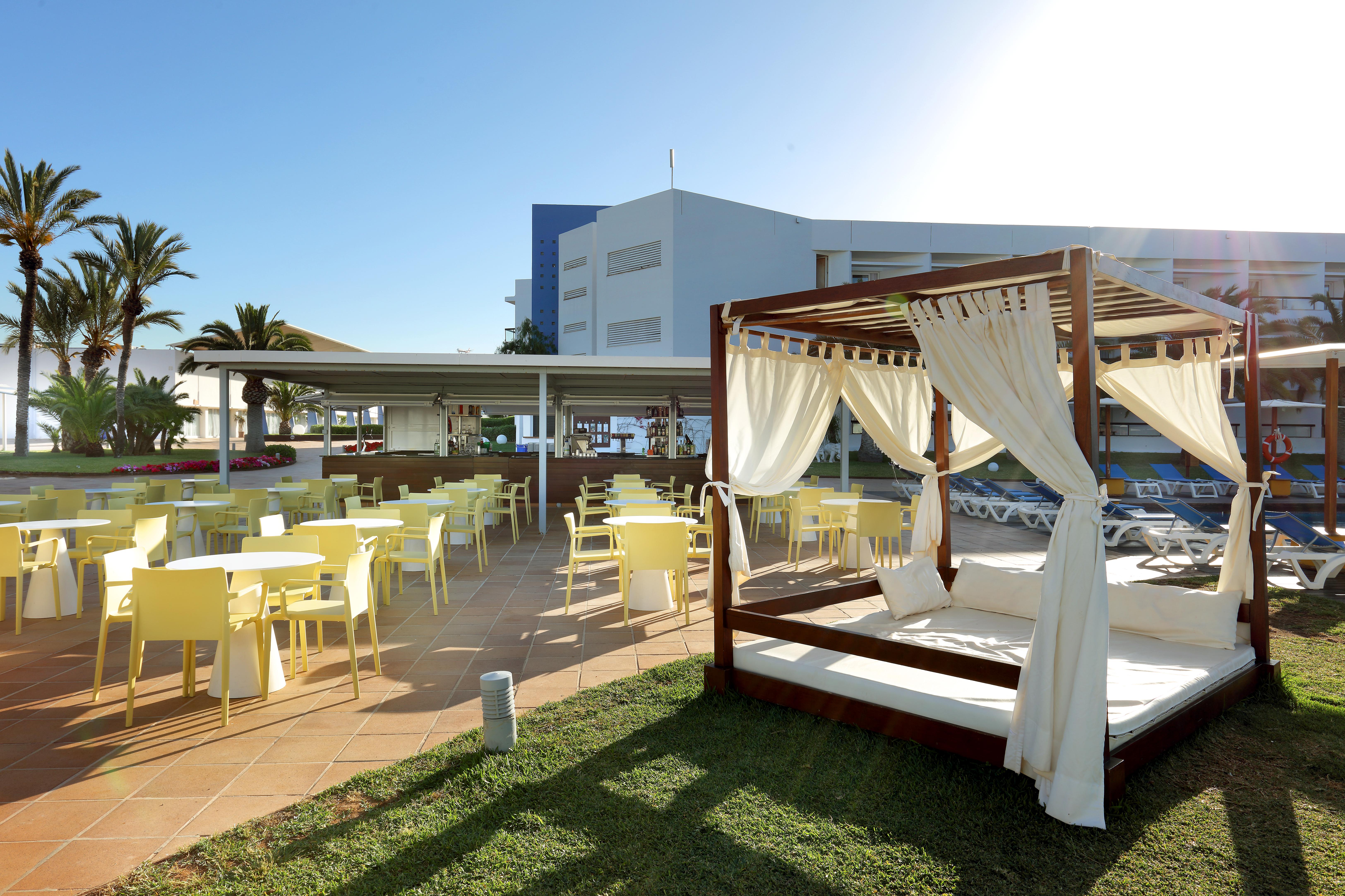 Grand Palladium Palace Ibiza Resort & Spa Playa d'en Bossa Zewnętrze zdjęcie